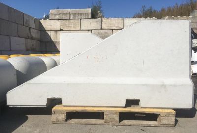 Eindstuk betonnen Barrier 2