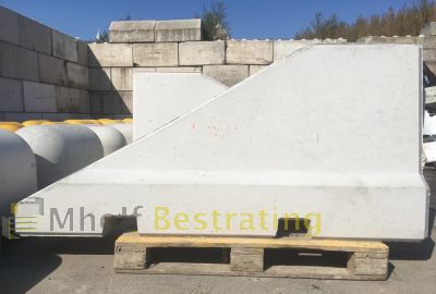 Eindstuk betonnen Barrier 2